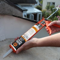 Defender® Bird Spike Adhesive requires a caulking gun (not provided) 